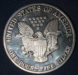1992 Walking Liberty Design One Pound. 999 Fine Silver Round (12 Ozt) L081051