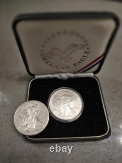 Liberty Silver DOLLAR 2004 & 2011 WALKING LIBERTY SILVER DOLLARS